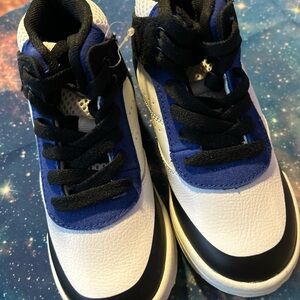 The Children's Place boys high top sneakers size 11